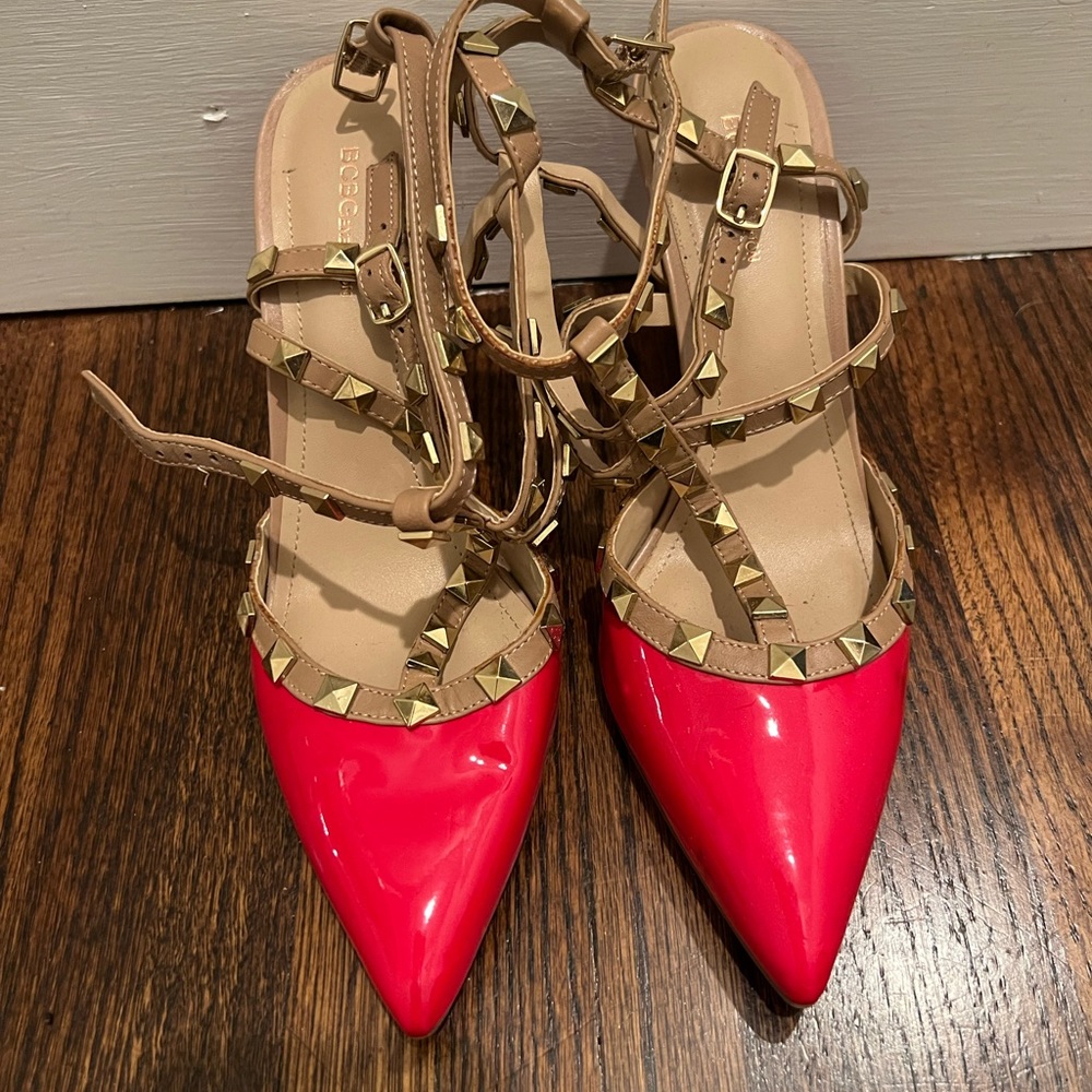 Red & Tan BCBG Studd Cage Heel
